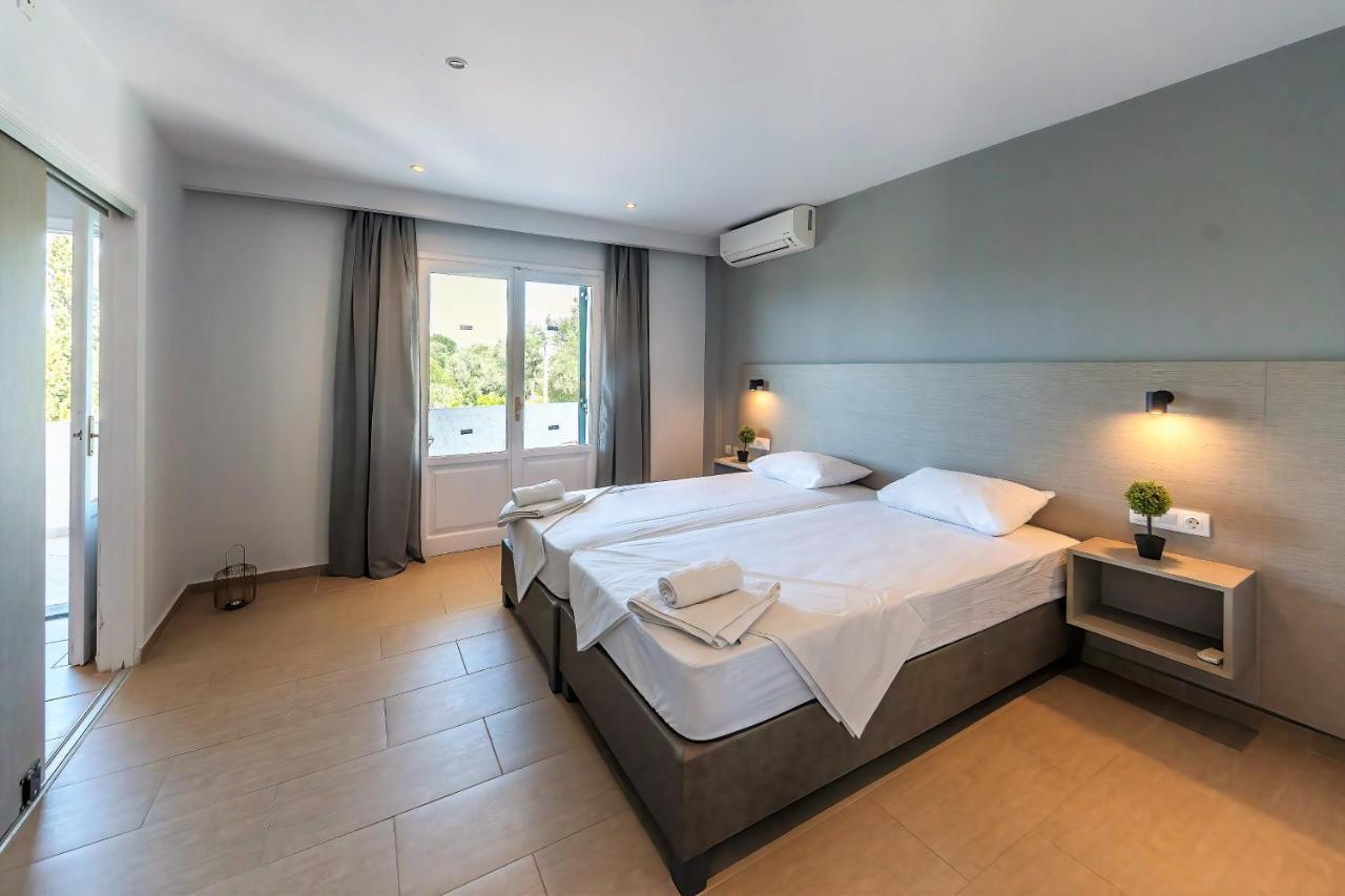Nikos Villas Kavos Bagian luar foto